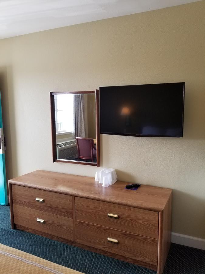 Echo Lodge West Sacramento Room photo